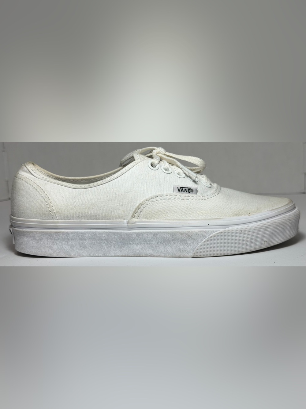 Vans Authentic Classic Low Top Canvas Sneakers True White Size W8 / M6.5
